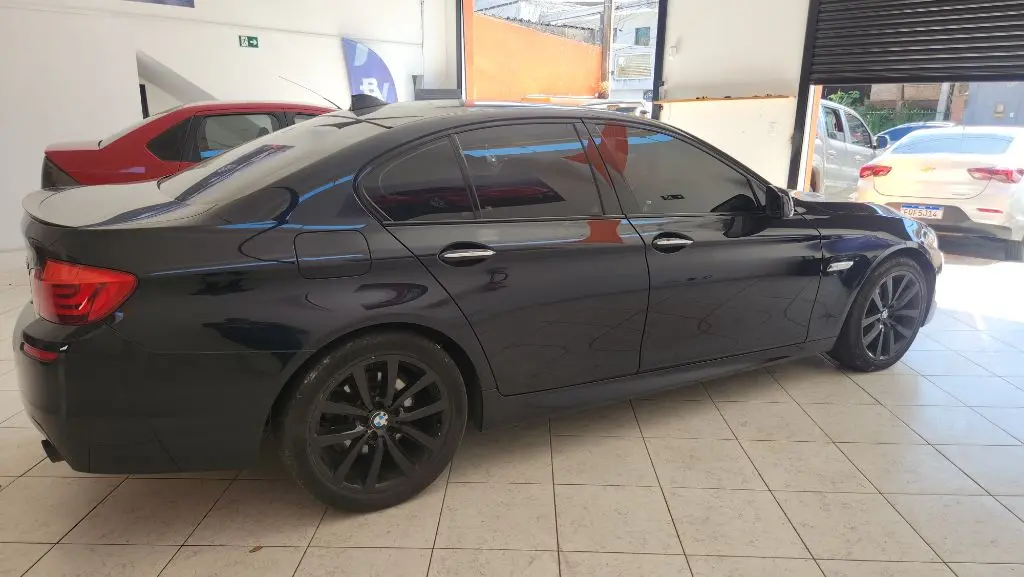BMW 535I - Foto