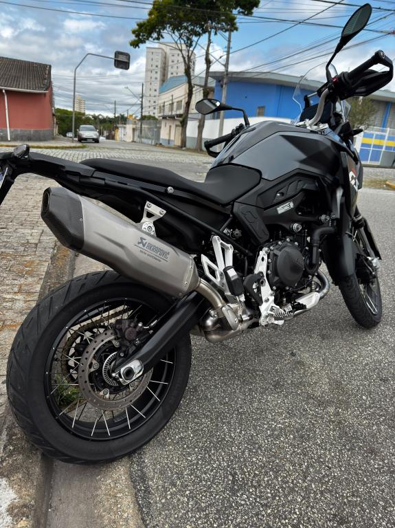 BMW F 900 GS - Foto