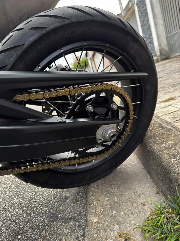 BMW F 900 GS - Foto