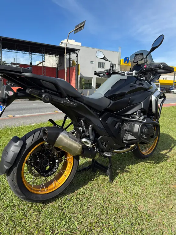 BMW R 1300 GS - Foto