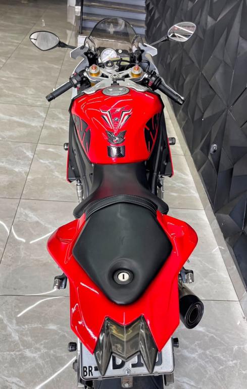 BMW S 1000 RR - Foto