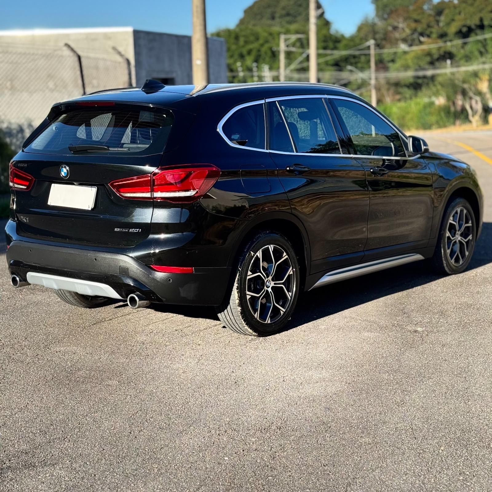 BMW X1 - Foto