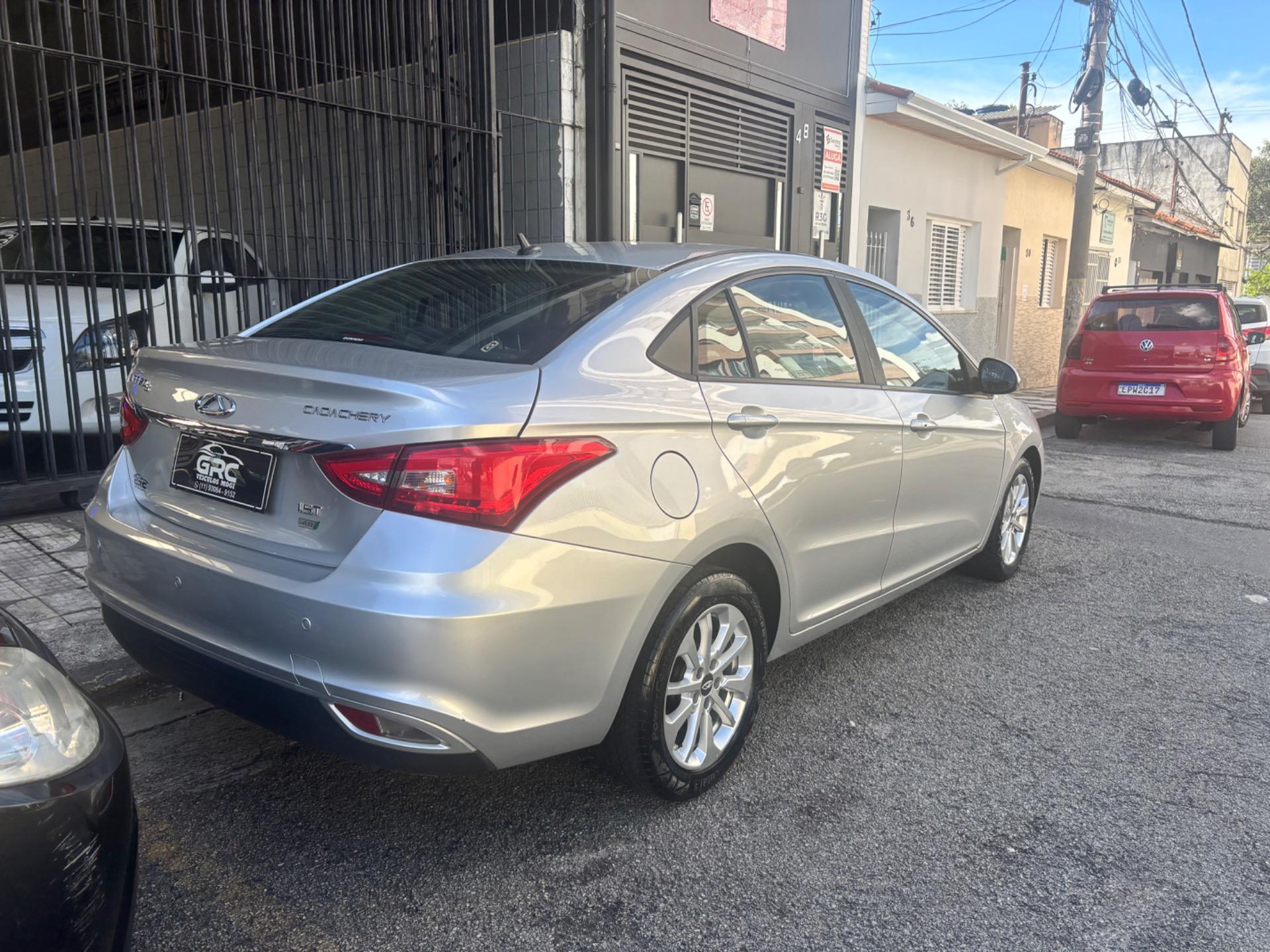 CHERY Arrizo 5 - Foto