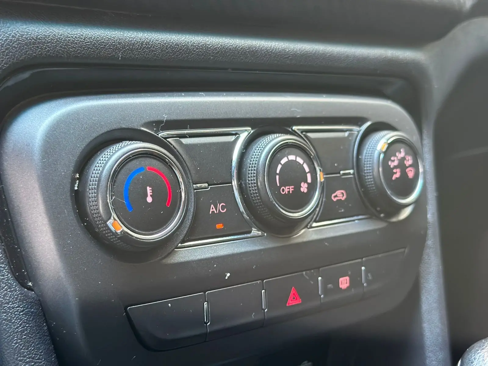 CHERY Tiggo 2 - Foto