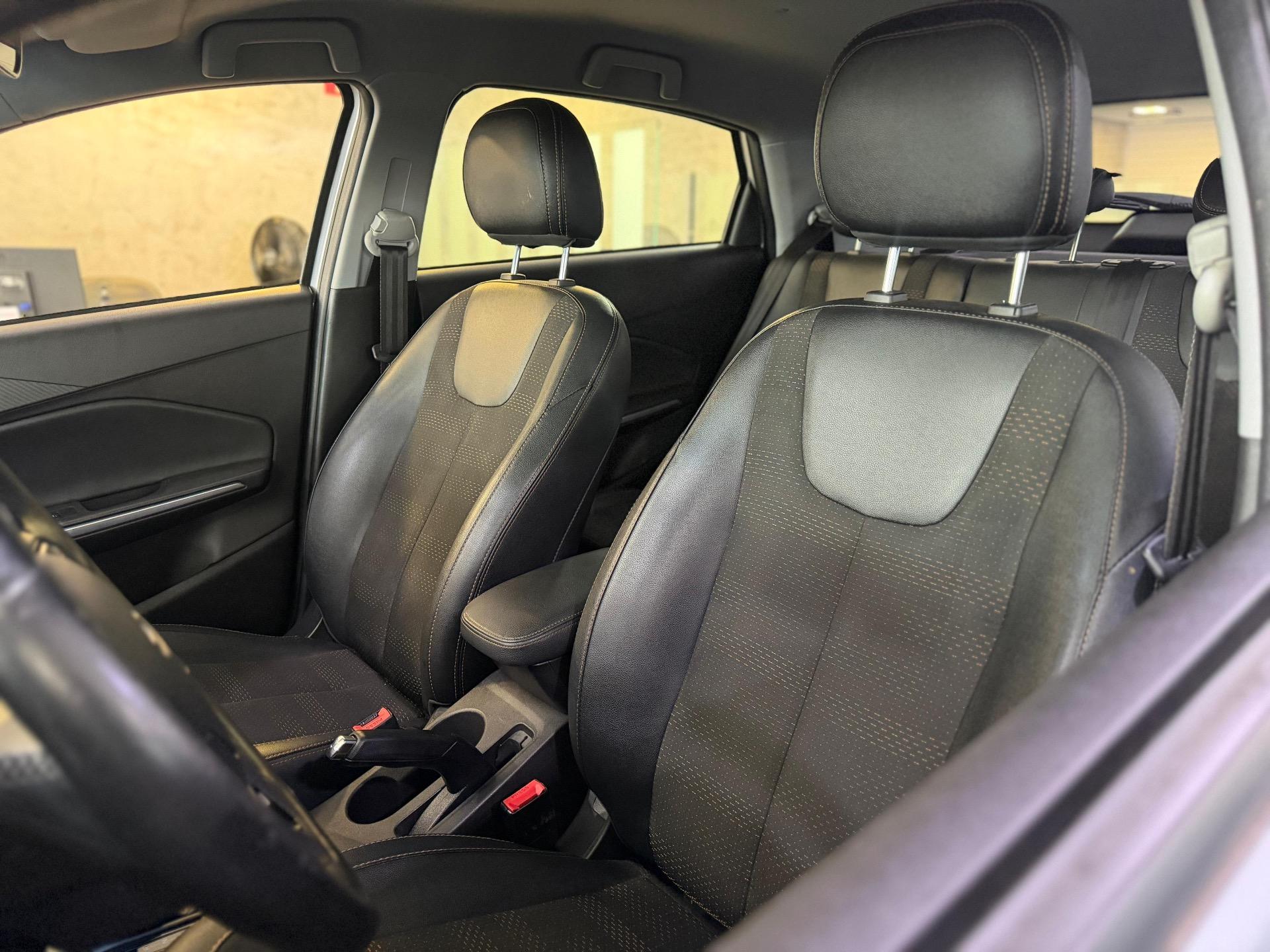 CHERY Tiggo 2 - Foto