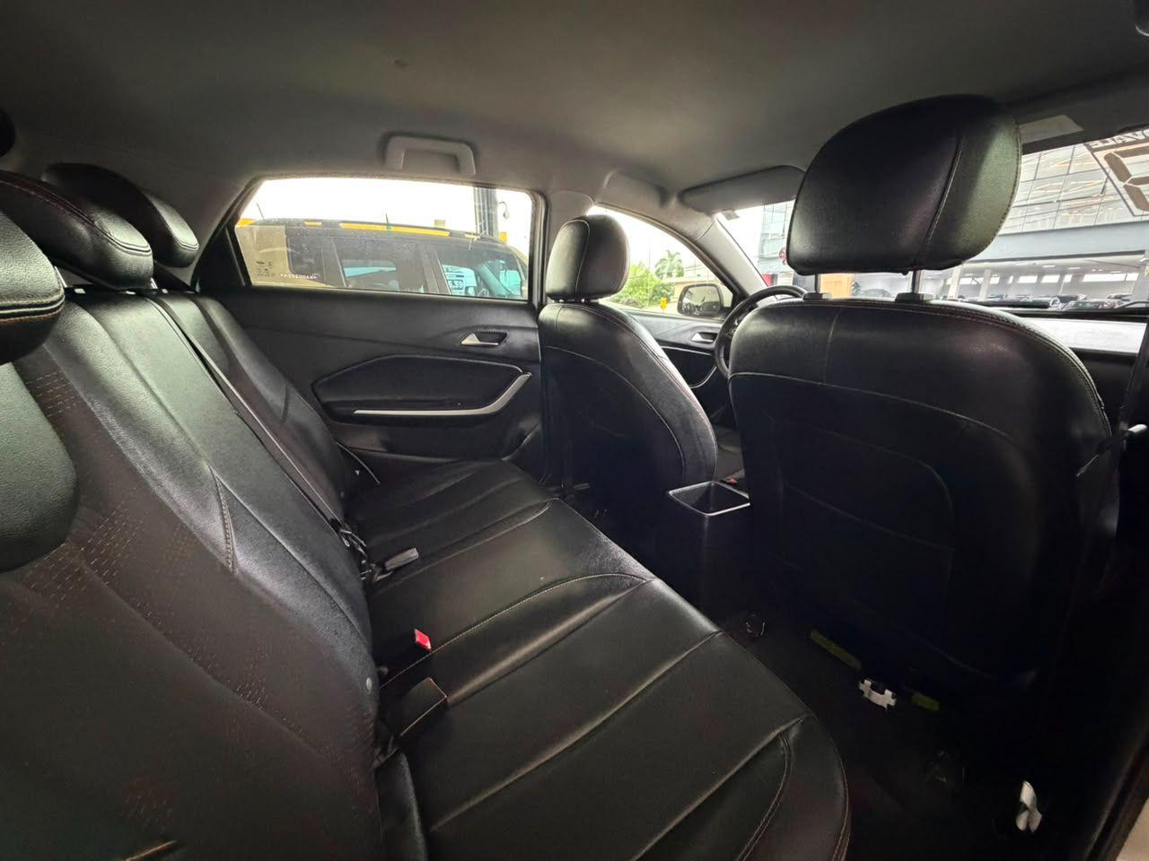 CHERY Tiggo 2 - Foto