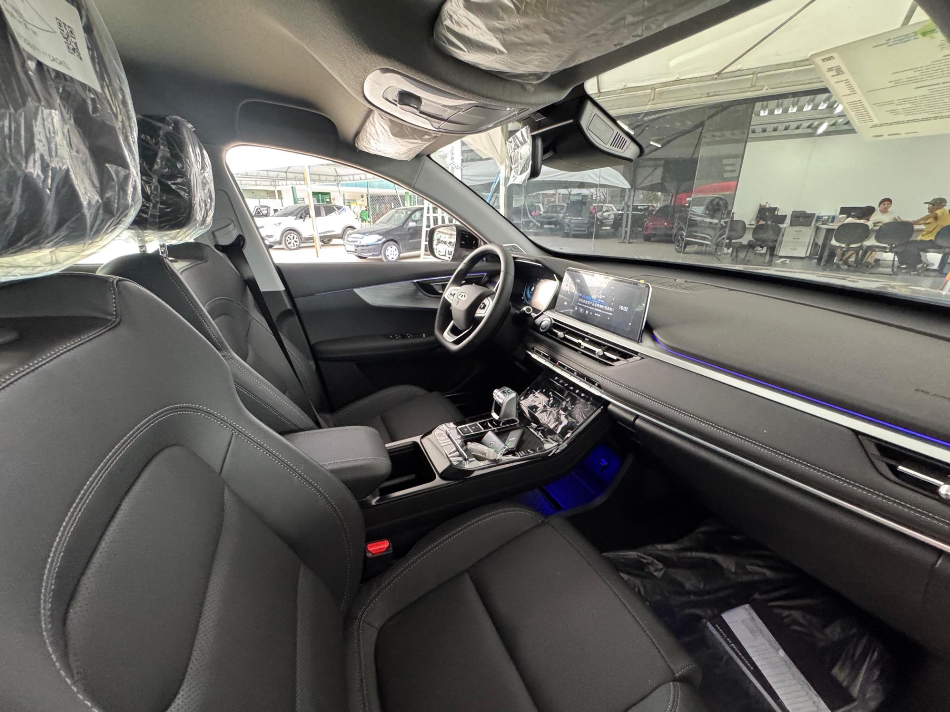 CHERY Tiggo 7 - Foto