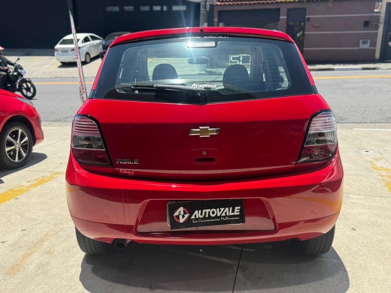 CHEVROLET Agile - Foto