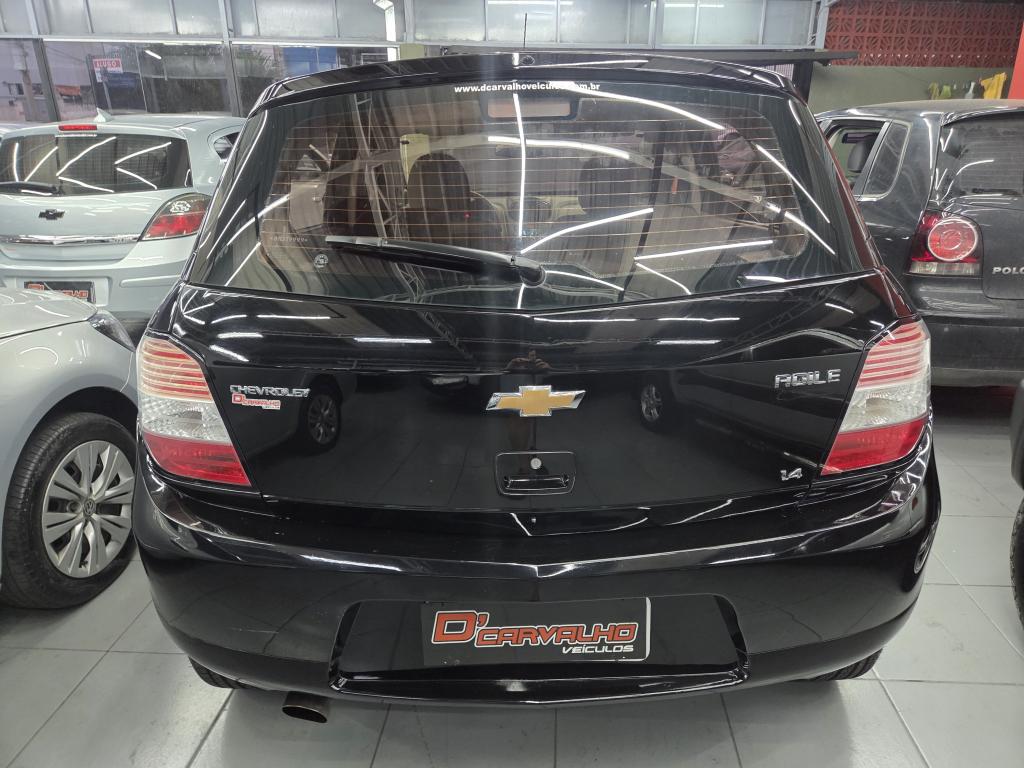 CHEVROLET Agile - Foto