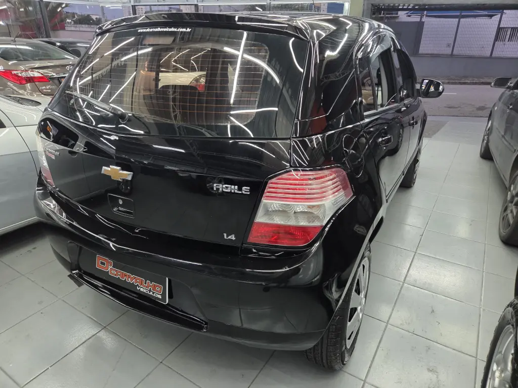CHEVROLET Agile - Foto