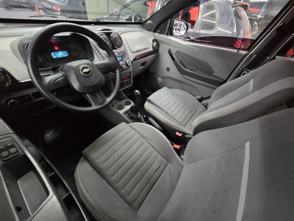 CHEVROLET Agile - Foto