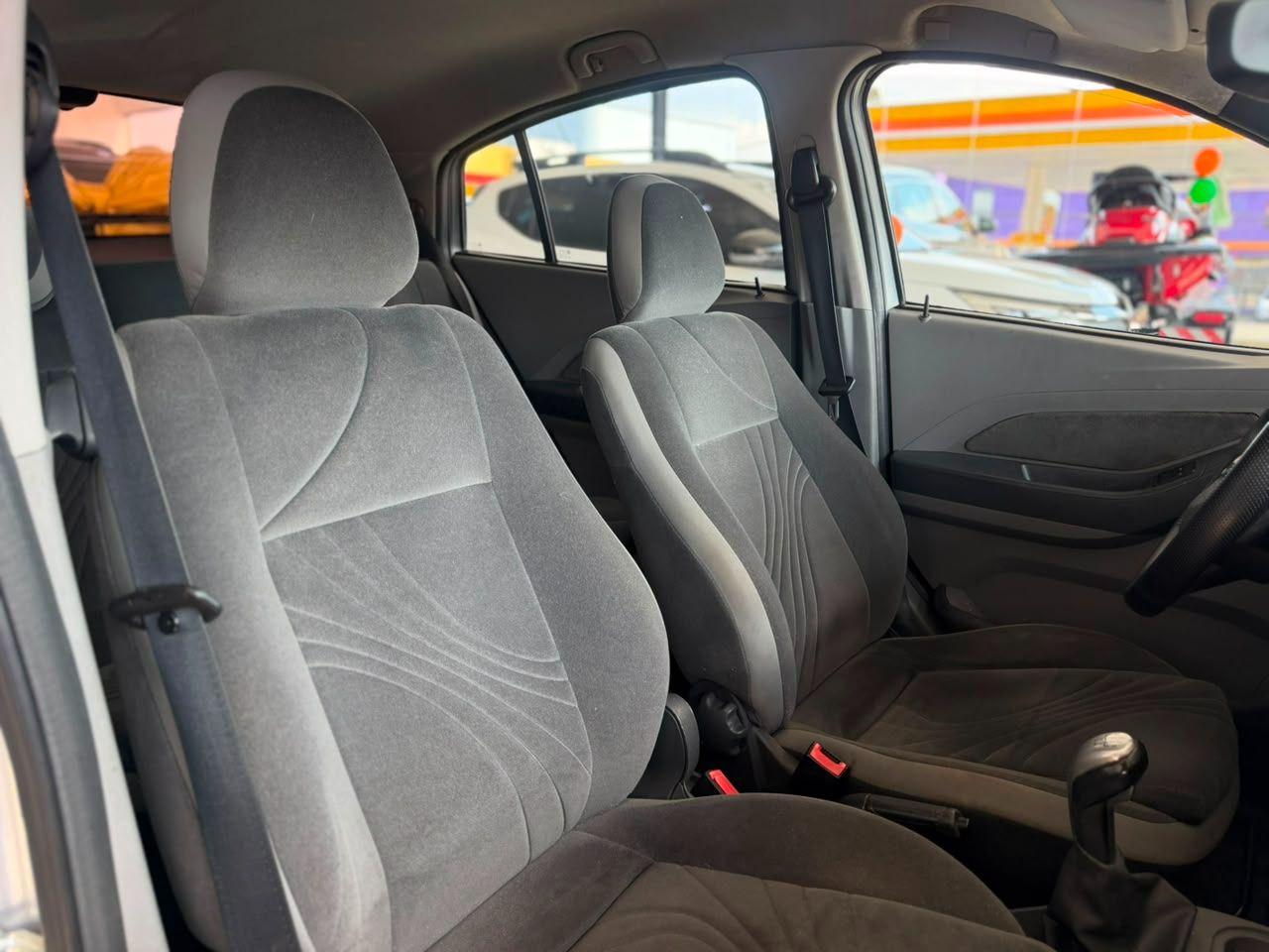 CHEVROLET Agile - Foto