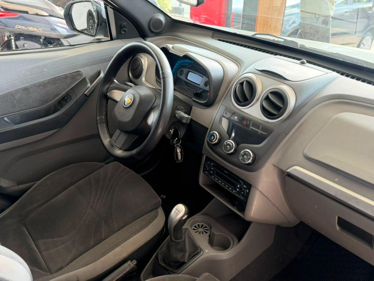 CHEVROLET Agile - Foto