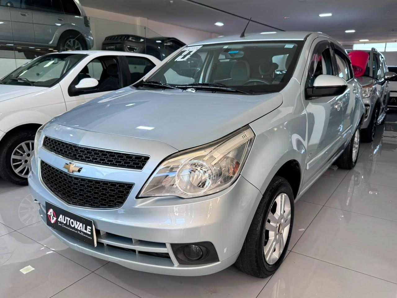 CHEVROLET Agile - Foto