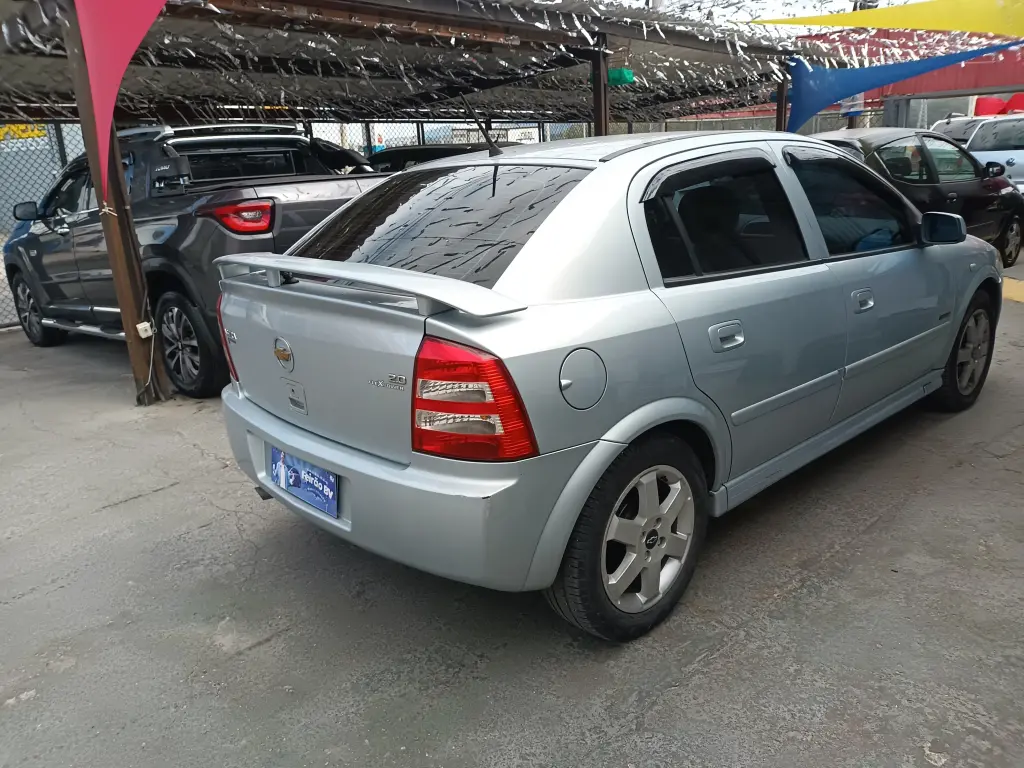 CHEVROLET Astra Hatch - Foto