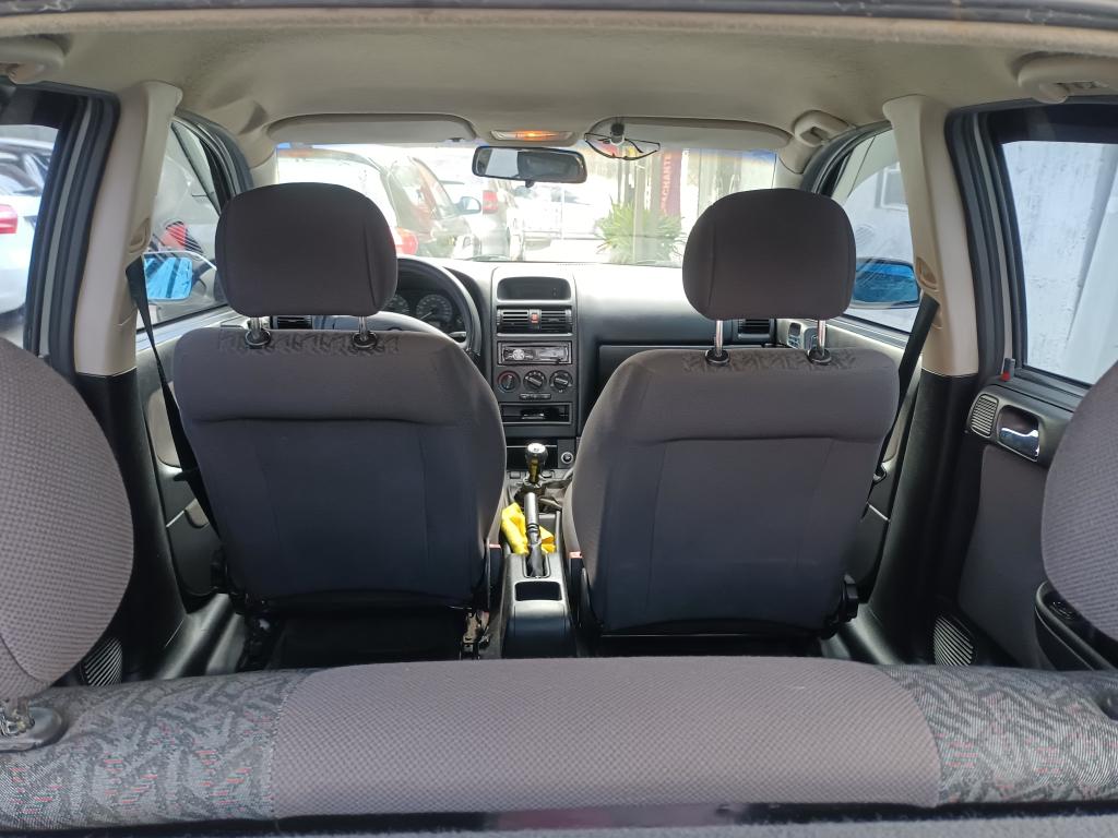 CHEVROLET Astra Hatch - Foto