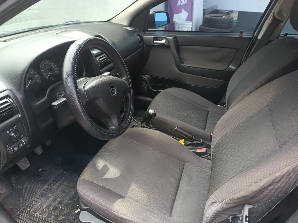 CHEVROLET Astra Hatch - Foto