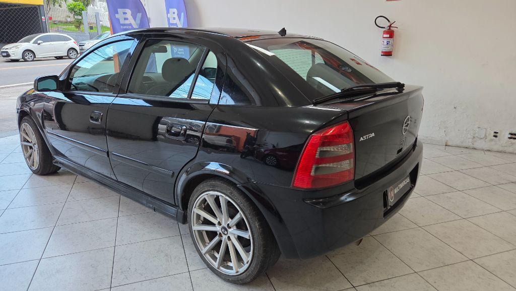 CHEVROLET Astra Hatch - Foto