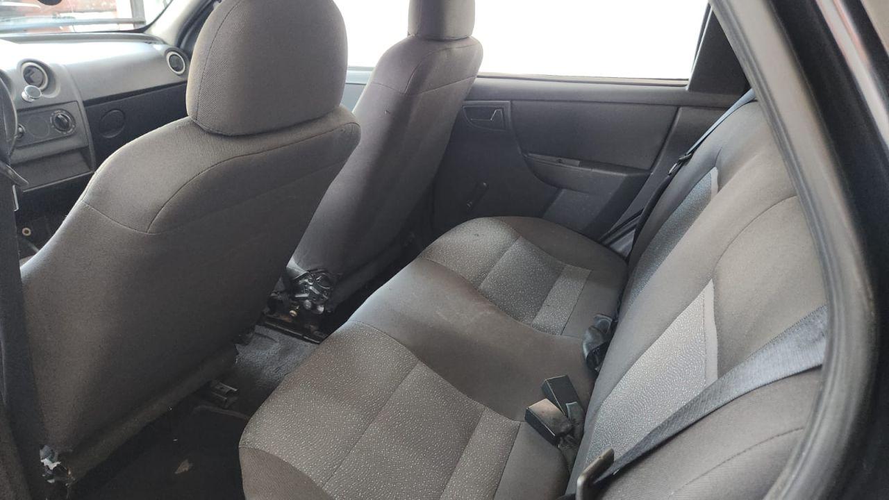 CHEVROLET Celta - Foto