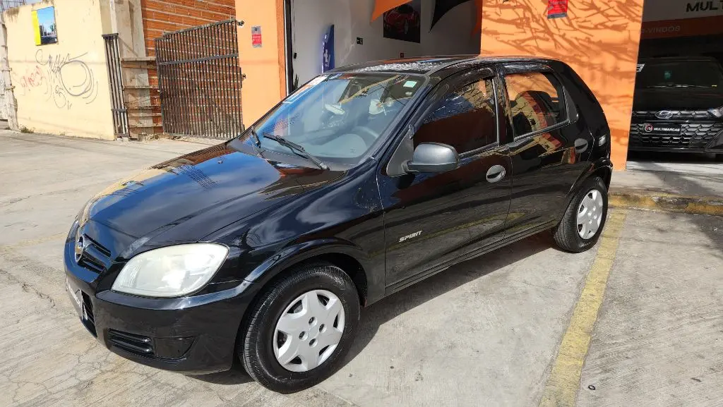 CHEVROLET Celta - Foto