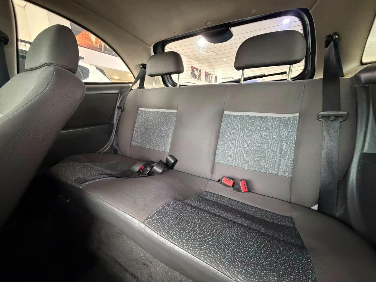 CHEVROLET Celta - Foto