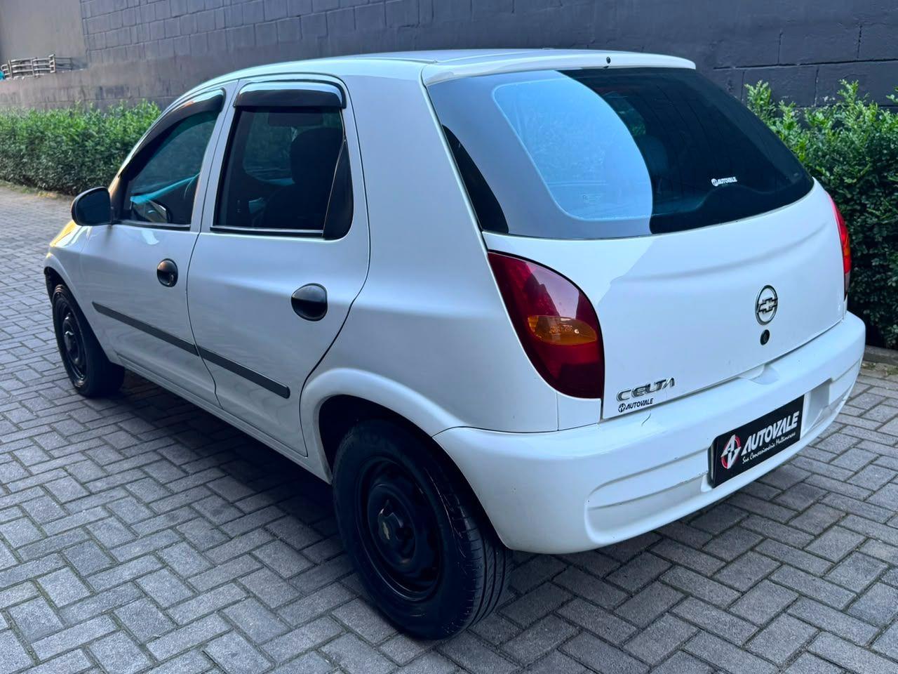 CHEVROLET Celta - Foto