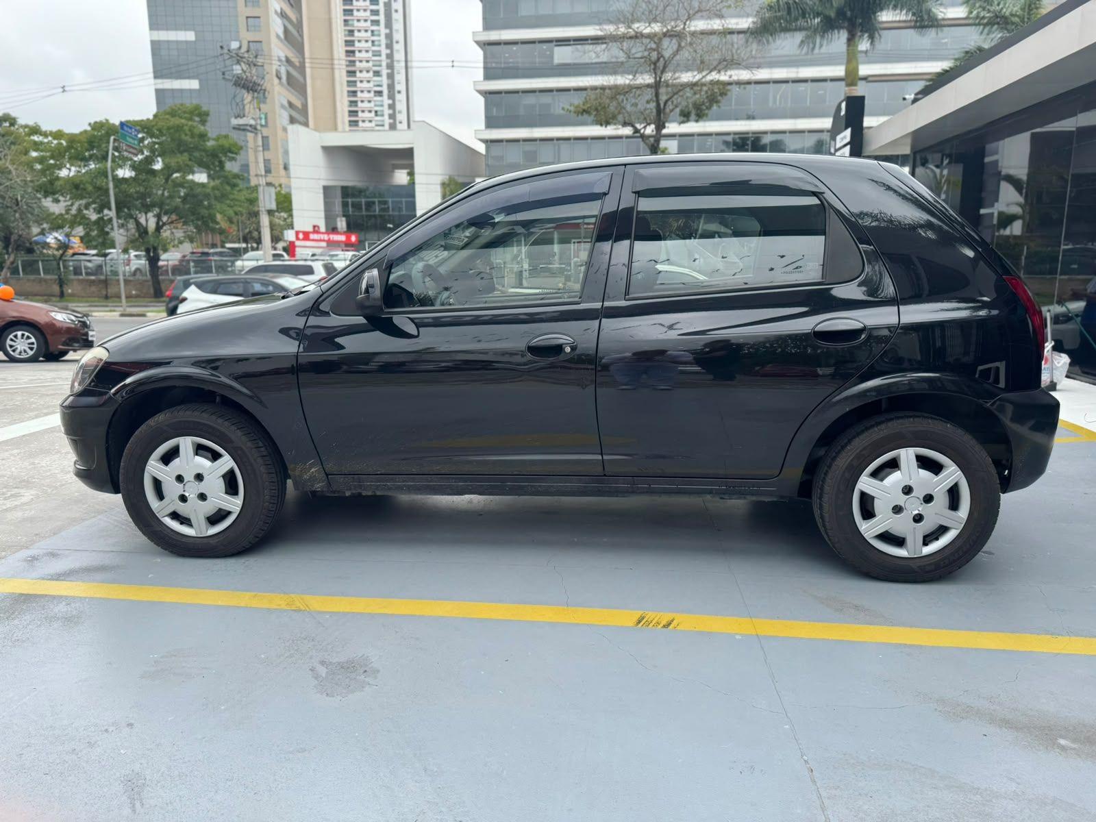 CHEVROLET Celta - Foto