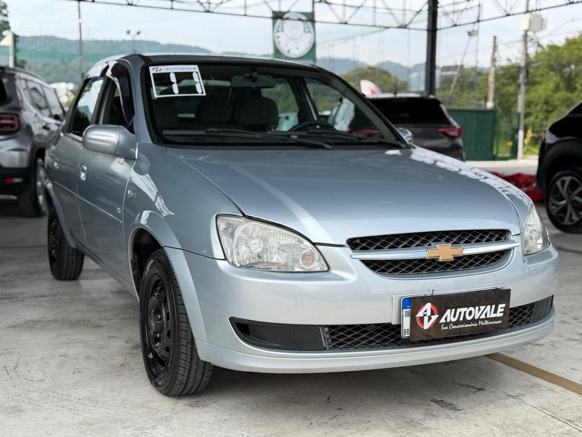 CHEVROLET Classic Sedan - Foto