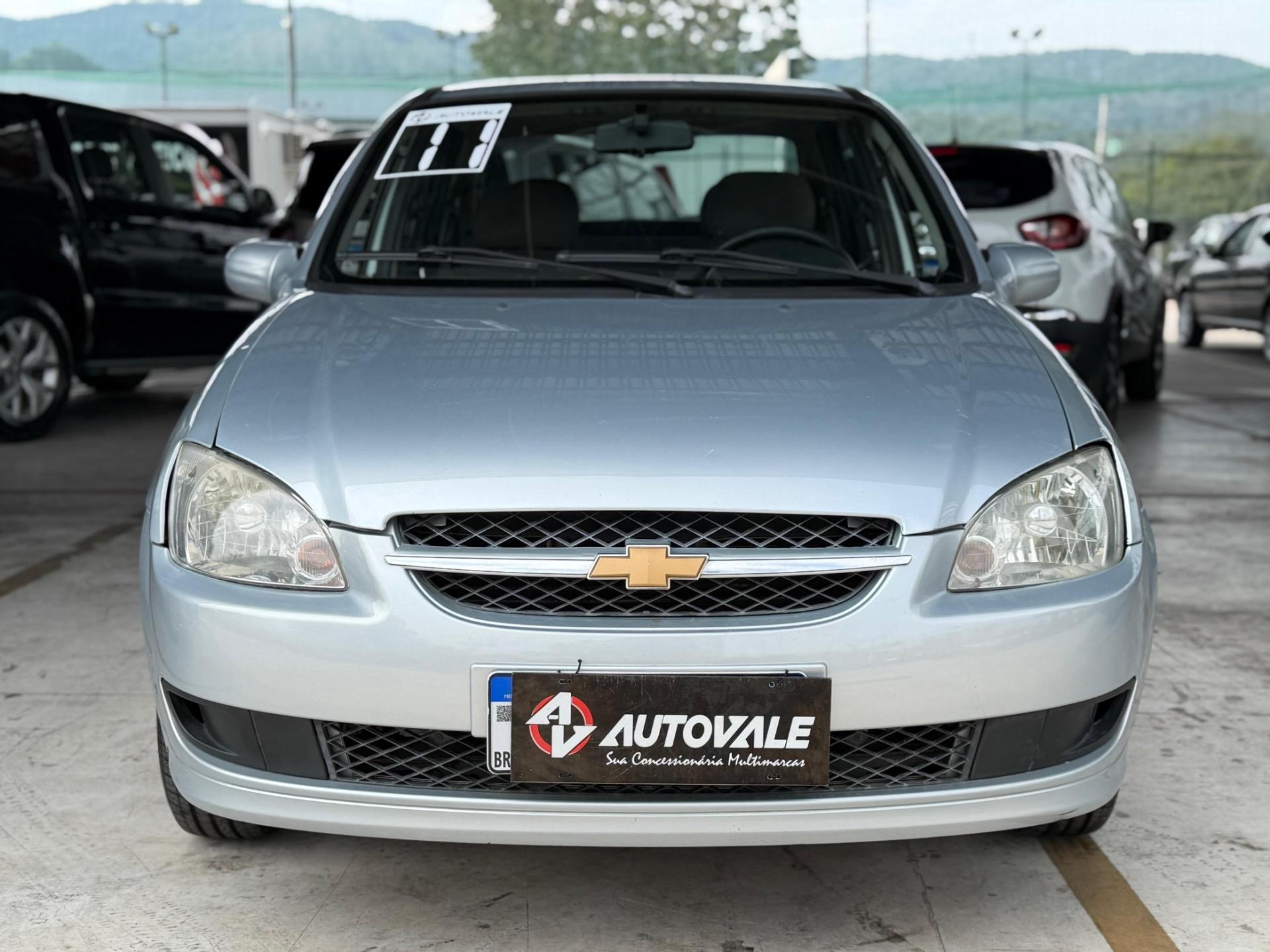 CHEVROLET Classic Sedan - Foto