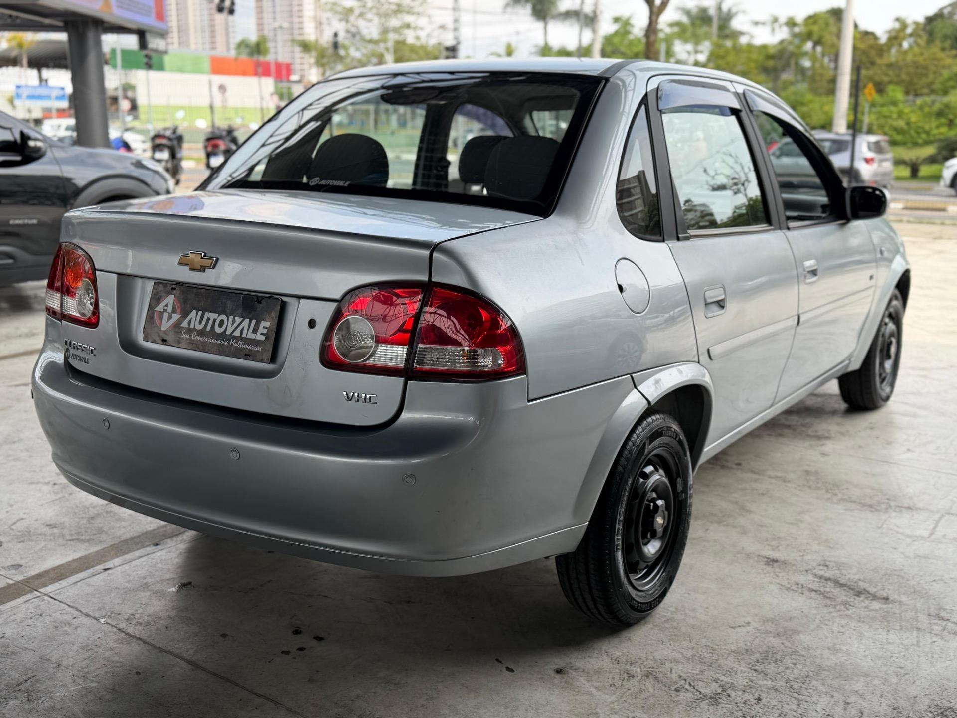 CHEVROLET Classic Sedan - Foto