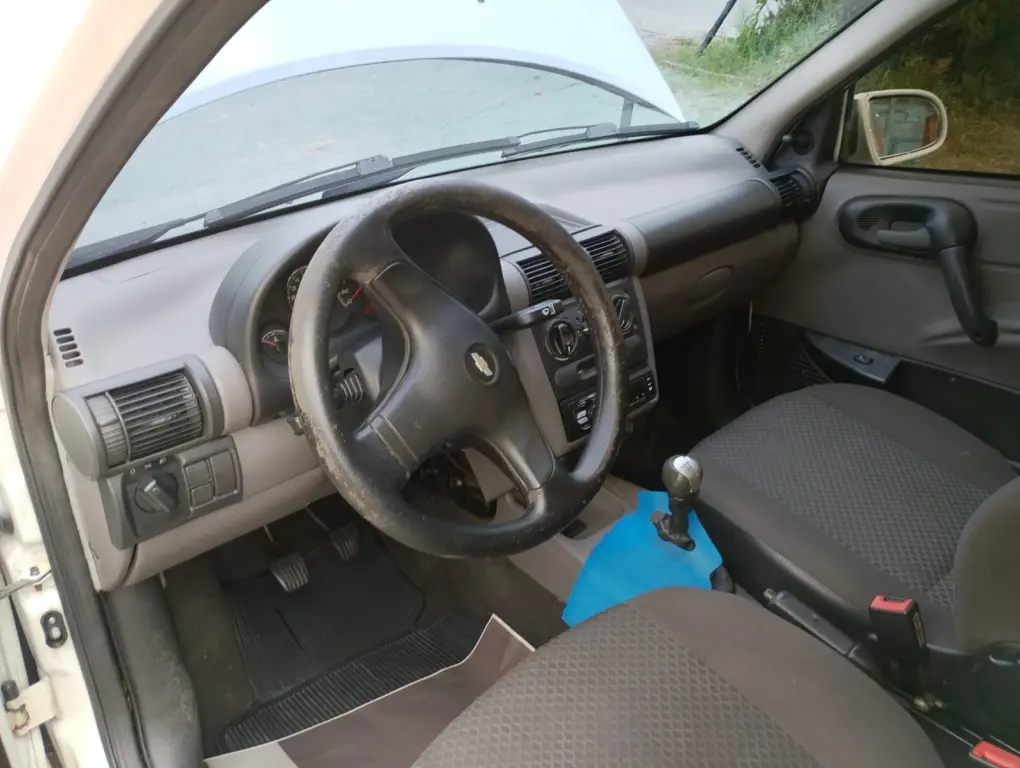 CHEVROLET Classic Sedan - Foto