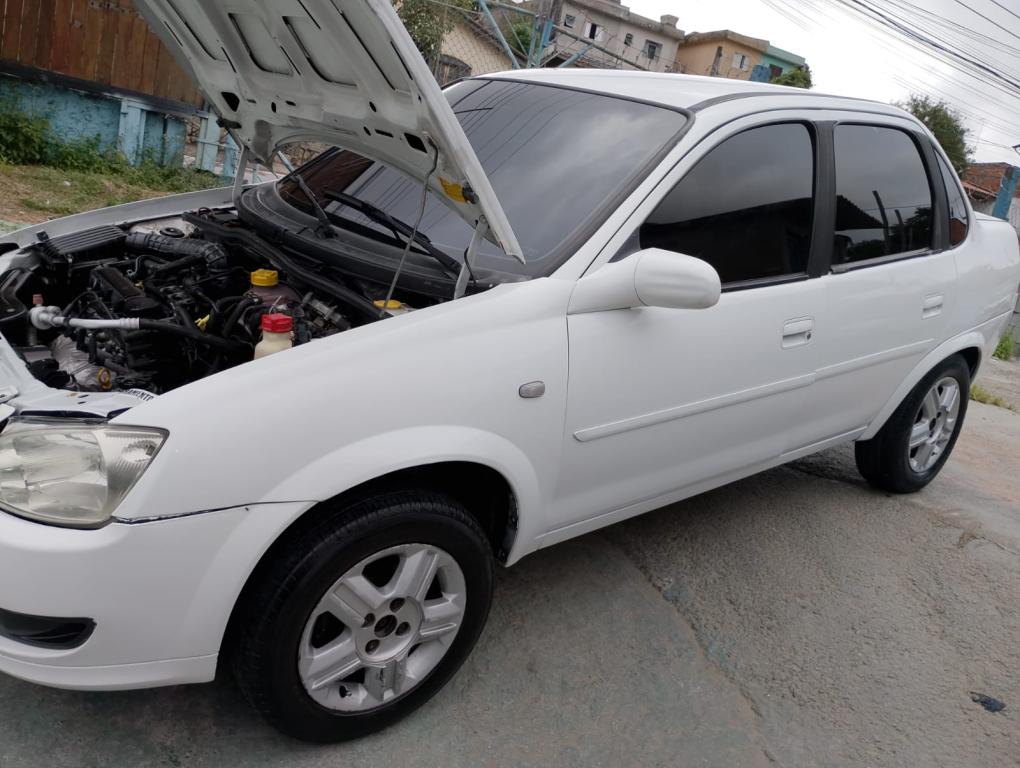 CHEVROLET Classic Sedan - Foto