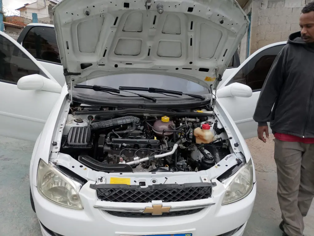 CHEVROLET Classic Sedan - Foto