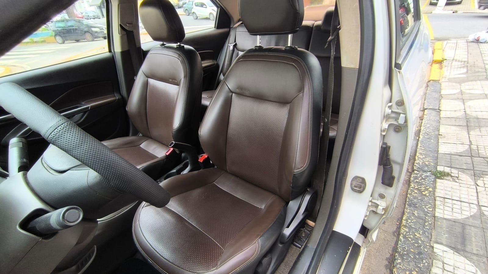 CHEVROLET Cobalt - Foto