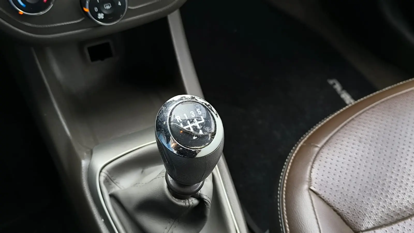 CHEVROLET Cobalt - Foto