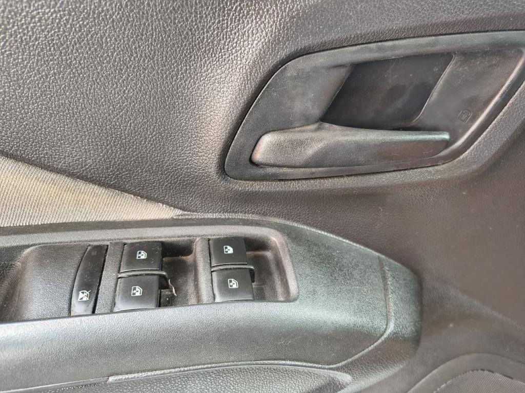 CHEVROLET Cobalt - Foto