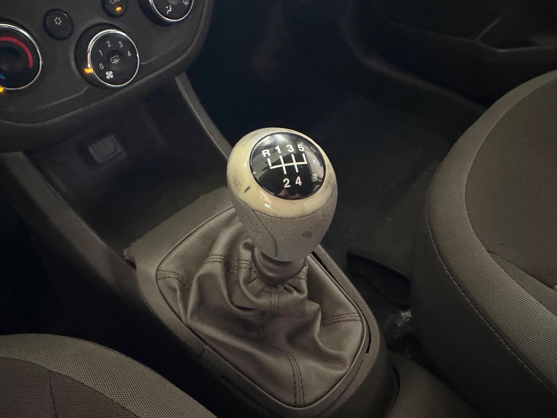 CHEVROLET Cobalt - Foto