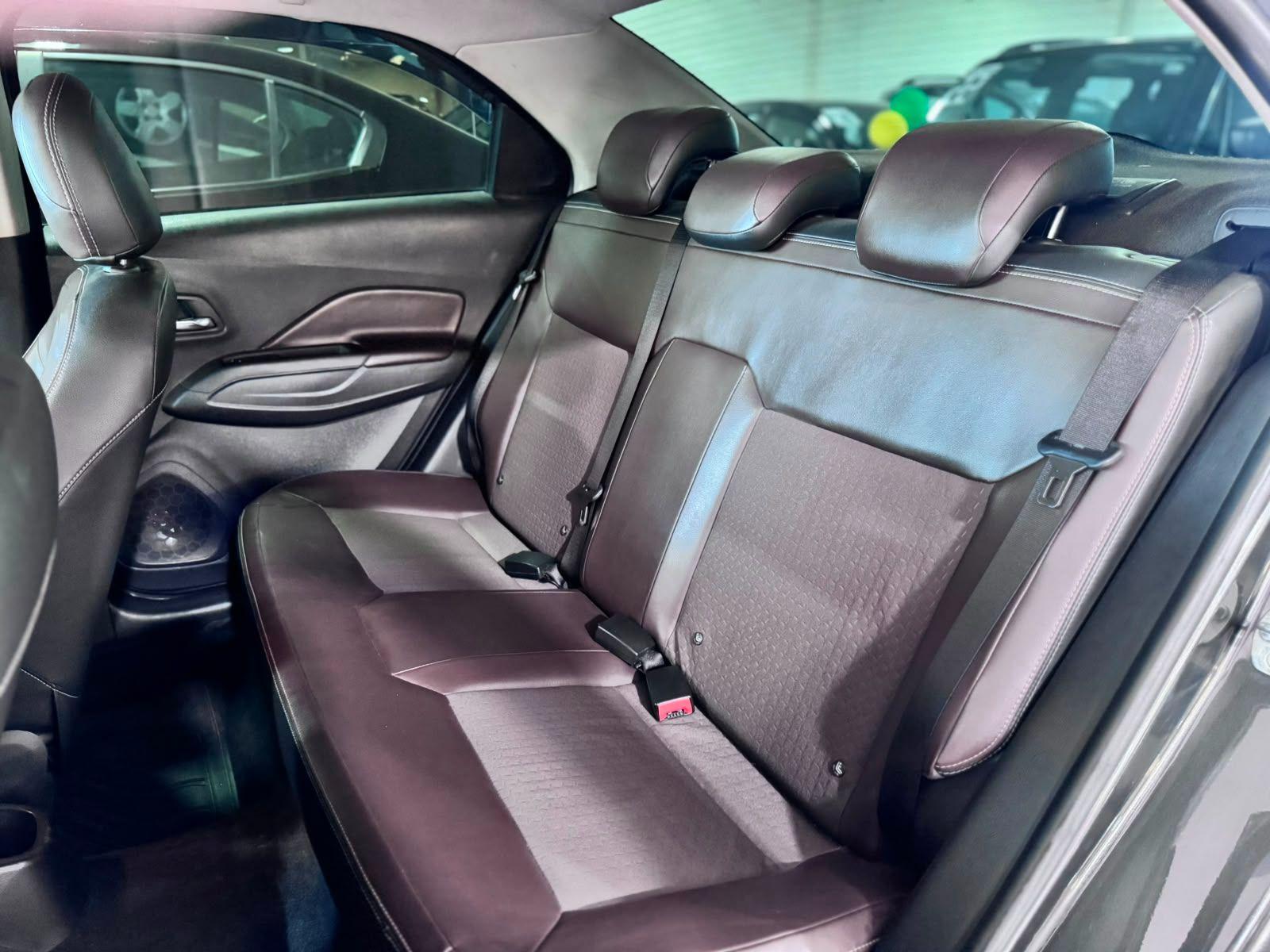 CHEVROLET Cobalt - Foto
