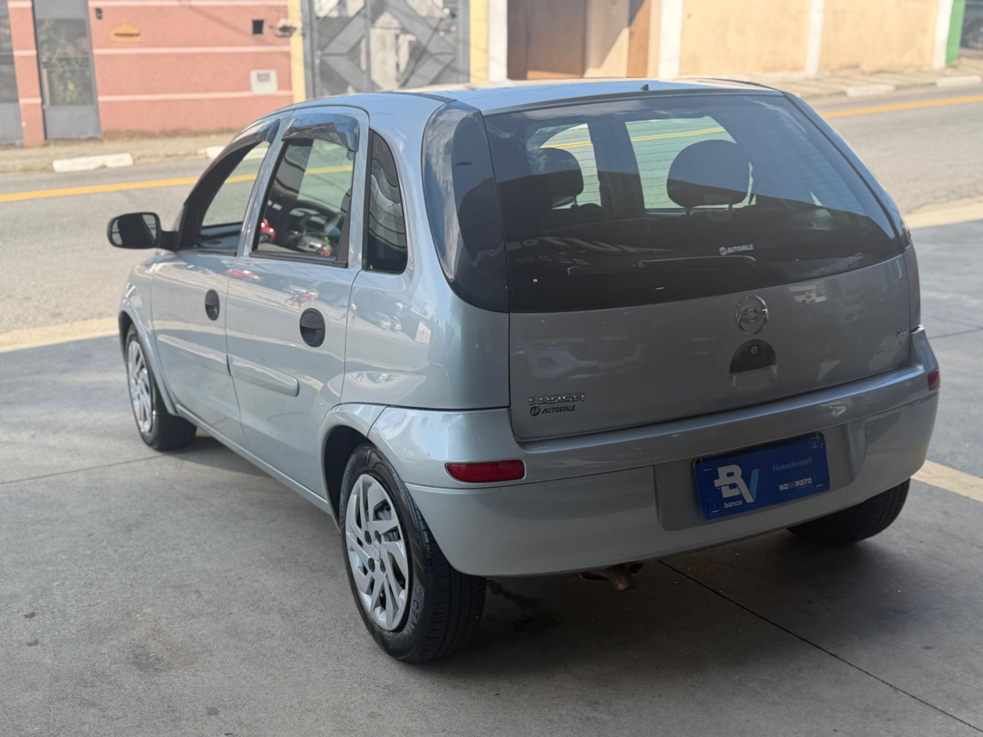 CHEVROLET Corsa Hatch - Foto