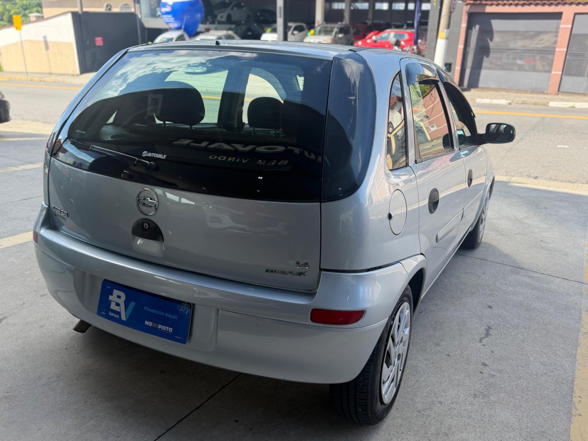 CHEVROLET Corsa Hatch - Foto