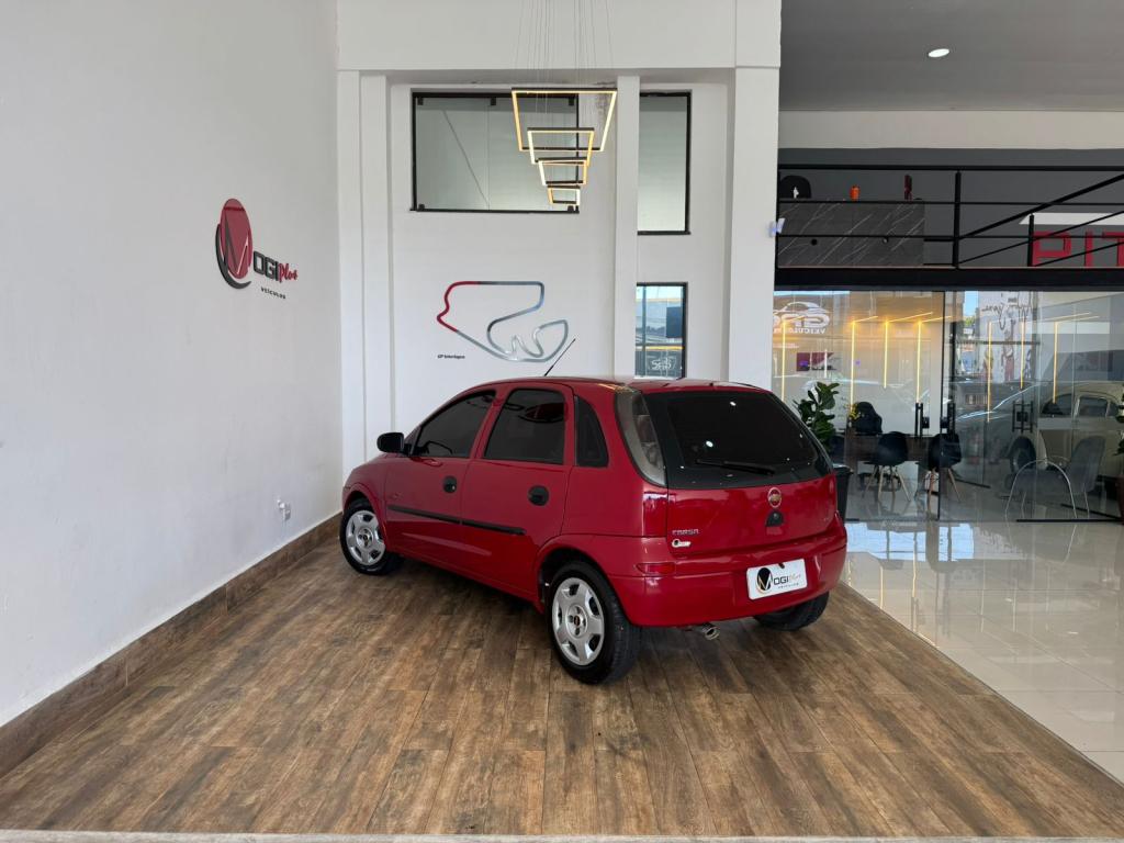 CHEVROLET Corsa Hatch - Foto