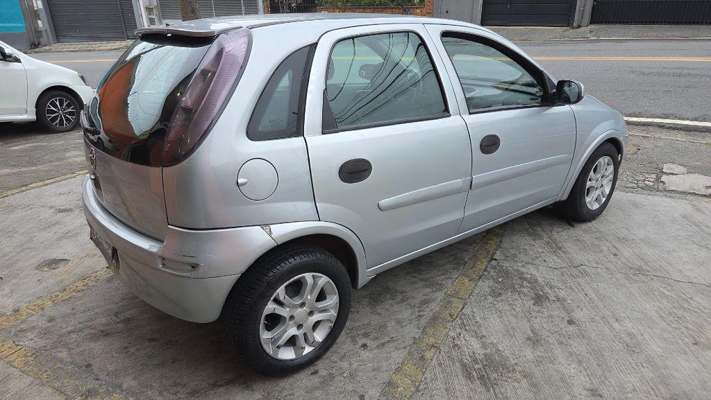 CHEVROLET Corsa Hatch - Foto