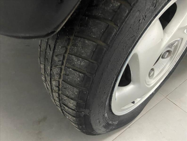 CHEVROLET Corsa Hatch - Foto