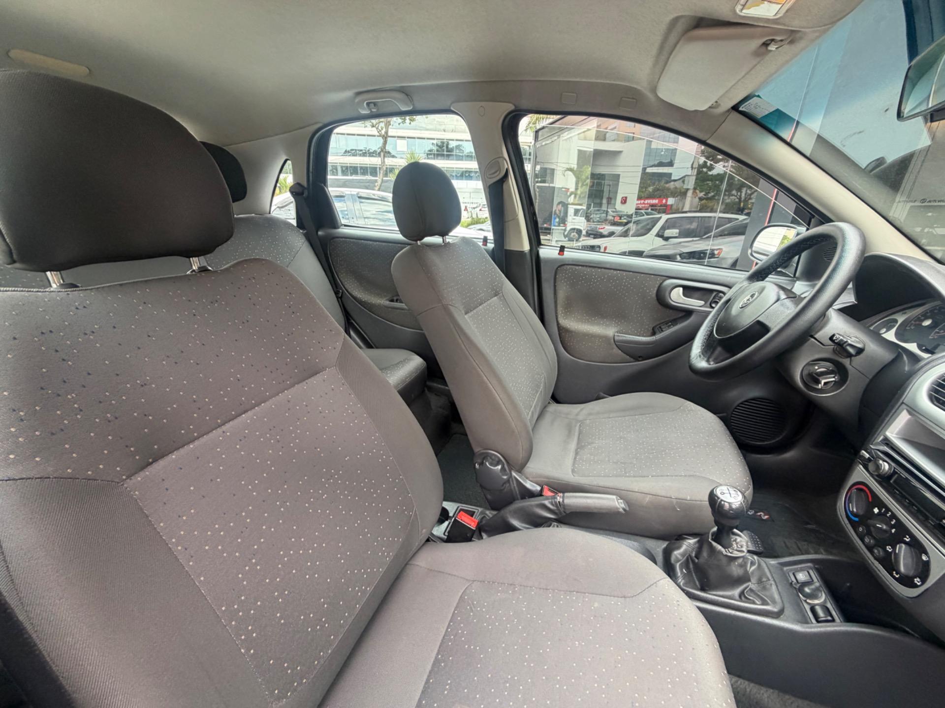 CHEVROLET Corsa Hatch - Foto