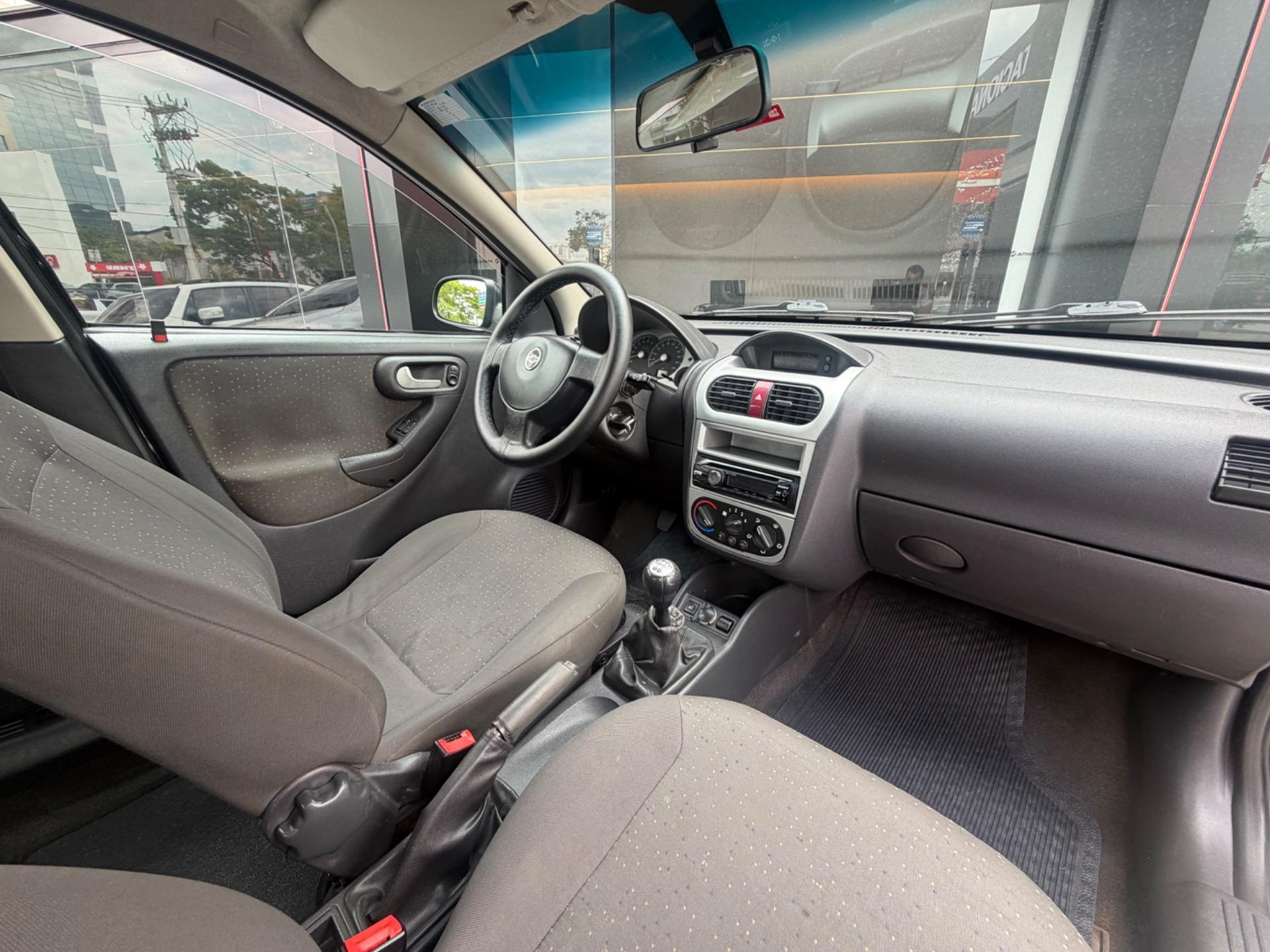 CHEVROLET Corsa Hatch - Foto
