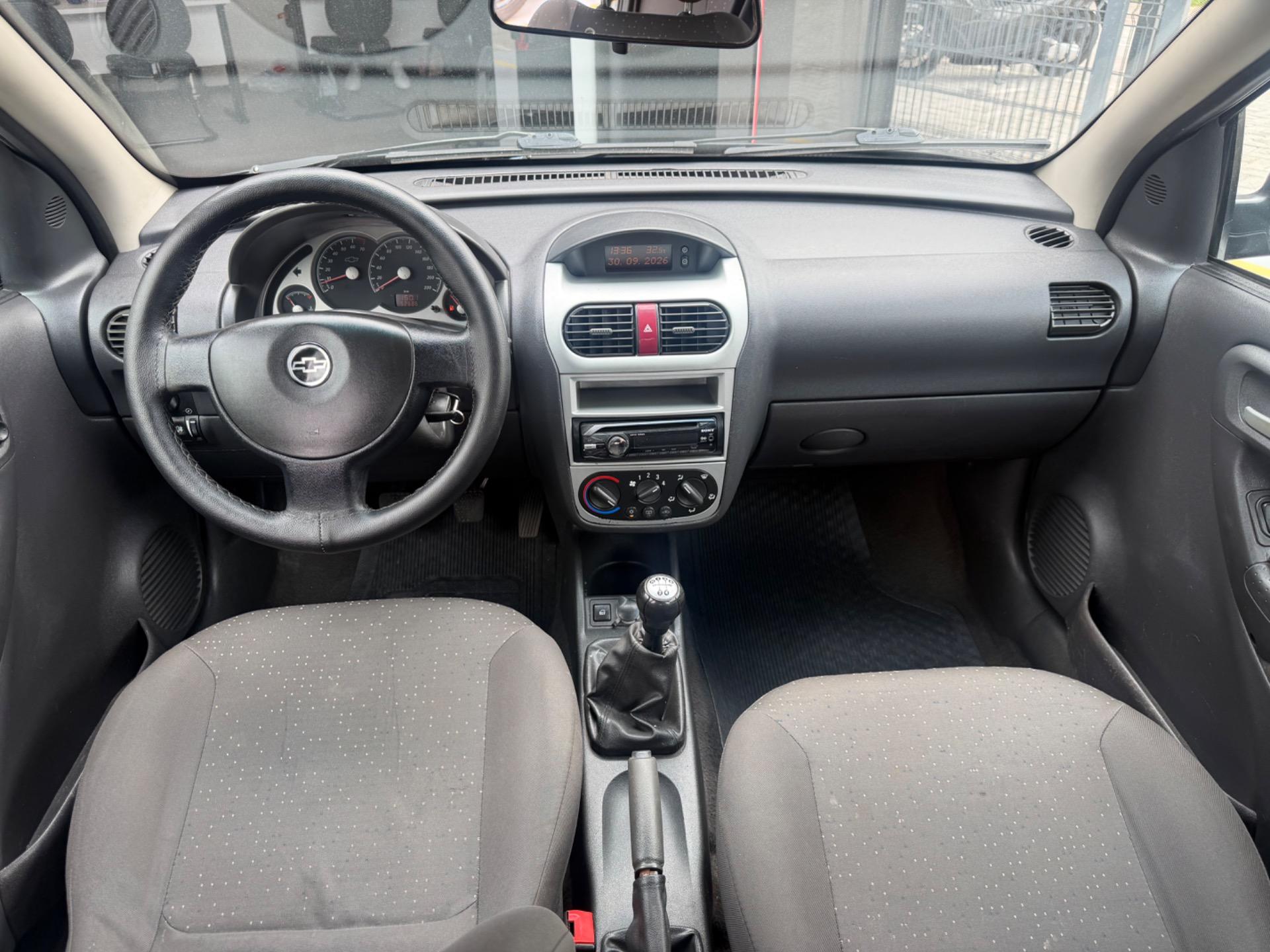 CHEVROLET Corsa Hatch - Foto