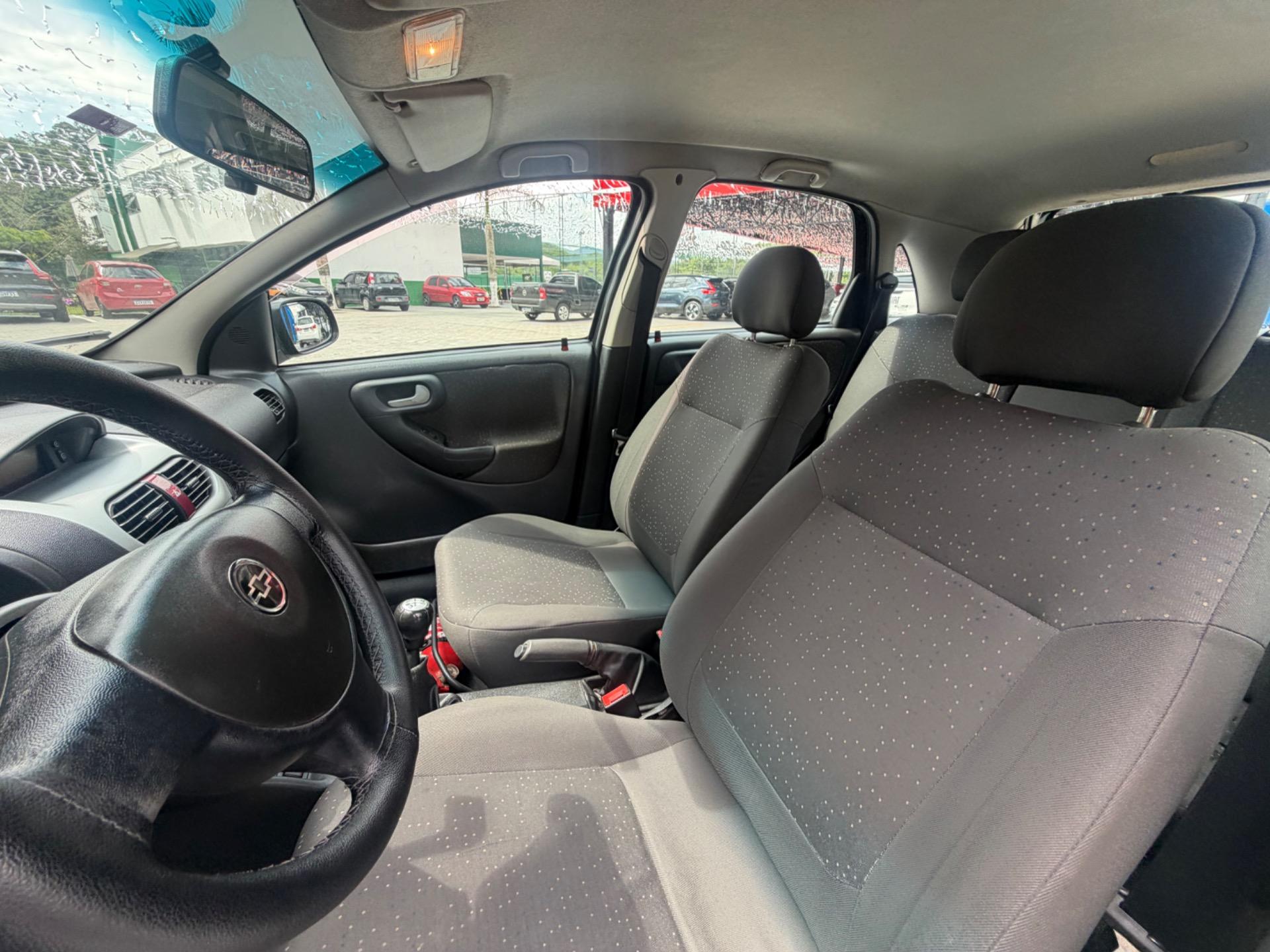 CHEVROLET Corsa Hatch - Foto