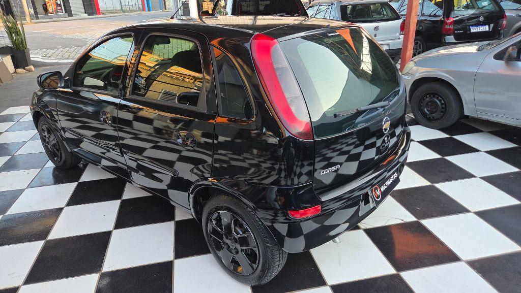 CHEVROLET Corsa Hatch - Foto