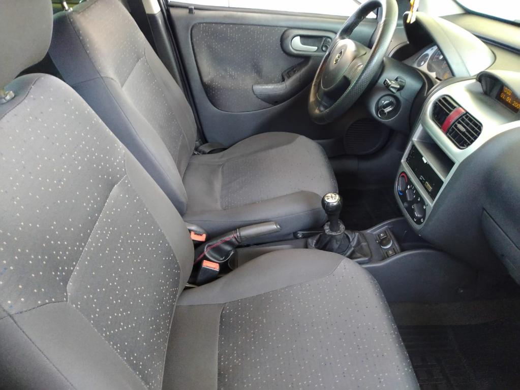 CHEVROLET Corsa Sedan - Foto