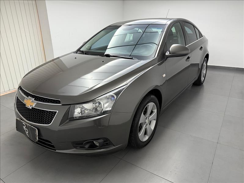 CHEVROLET Cruze Sedan - Foto